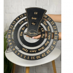 Настінний круглий вічний календар з дерева з логотипом чи іменними гравіюванням - image-1